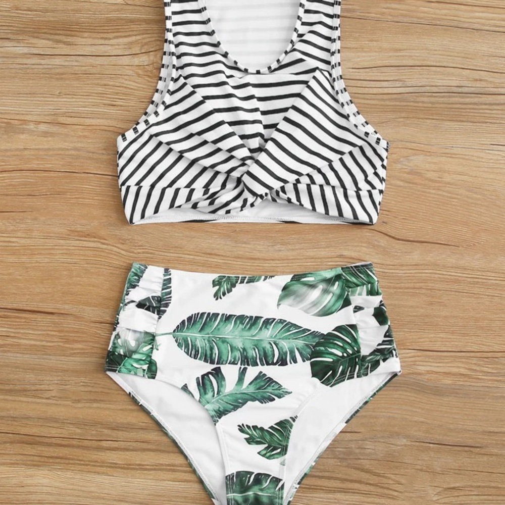NWT SHEIN Size XL 2 Piece Women’s Swimsuit Palm Trees Stripes